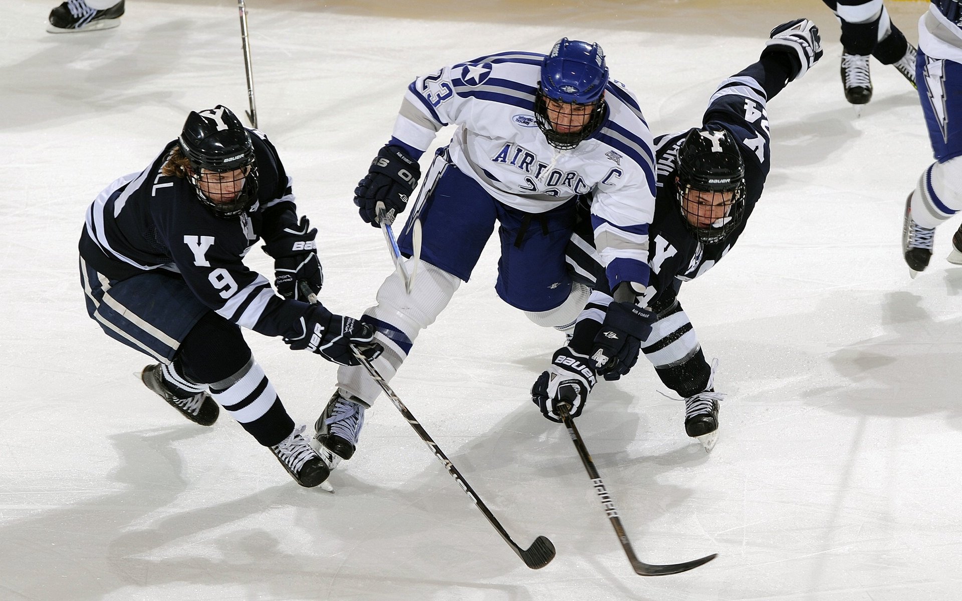 拉齐奥末节风暴，当拉亚用双手为蓝鹰刻下胜利铭文